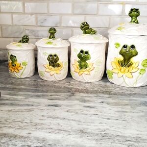 4 Niel The Frog Canisters